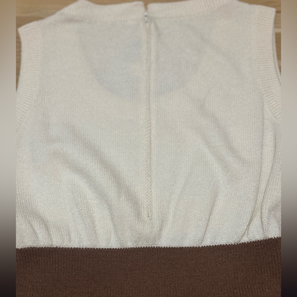 St. John for Saks Fifth Avenue Santana Bodycon Mini Dress Size 6 - Picture 4 of 4